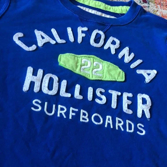 Hollister hoodie - Picture 2 of 3